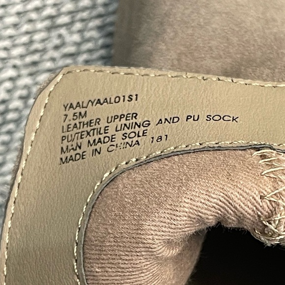 Steve Madden Tan Ankle Booties with Elastic Panels - Picture 5 of 16